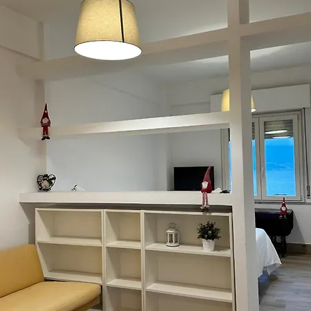Appartamento Vista sullo stretto Reggio Calabria Esterno foto