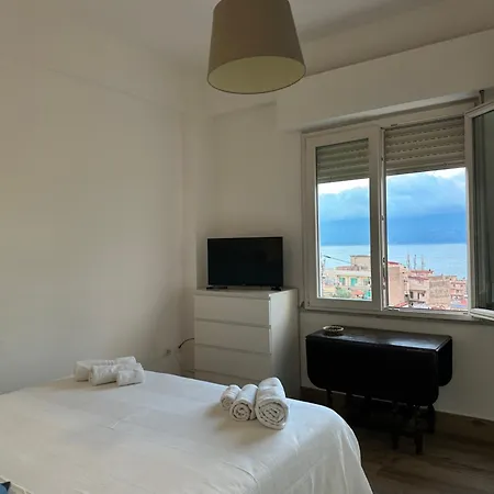 Appartamento Vista sullo stretto Reggio Calabria Esterno foto